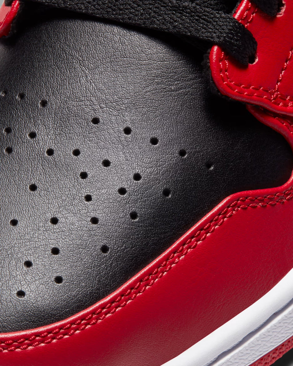 Air Jordan 1 Low Red-Black