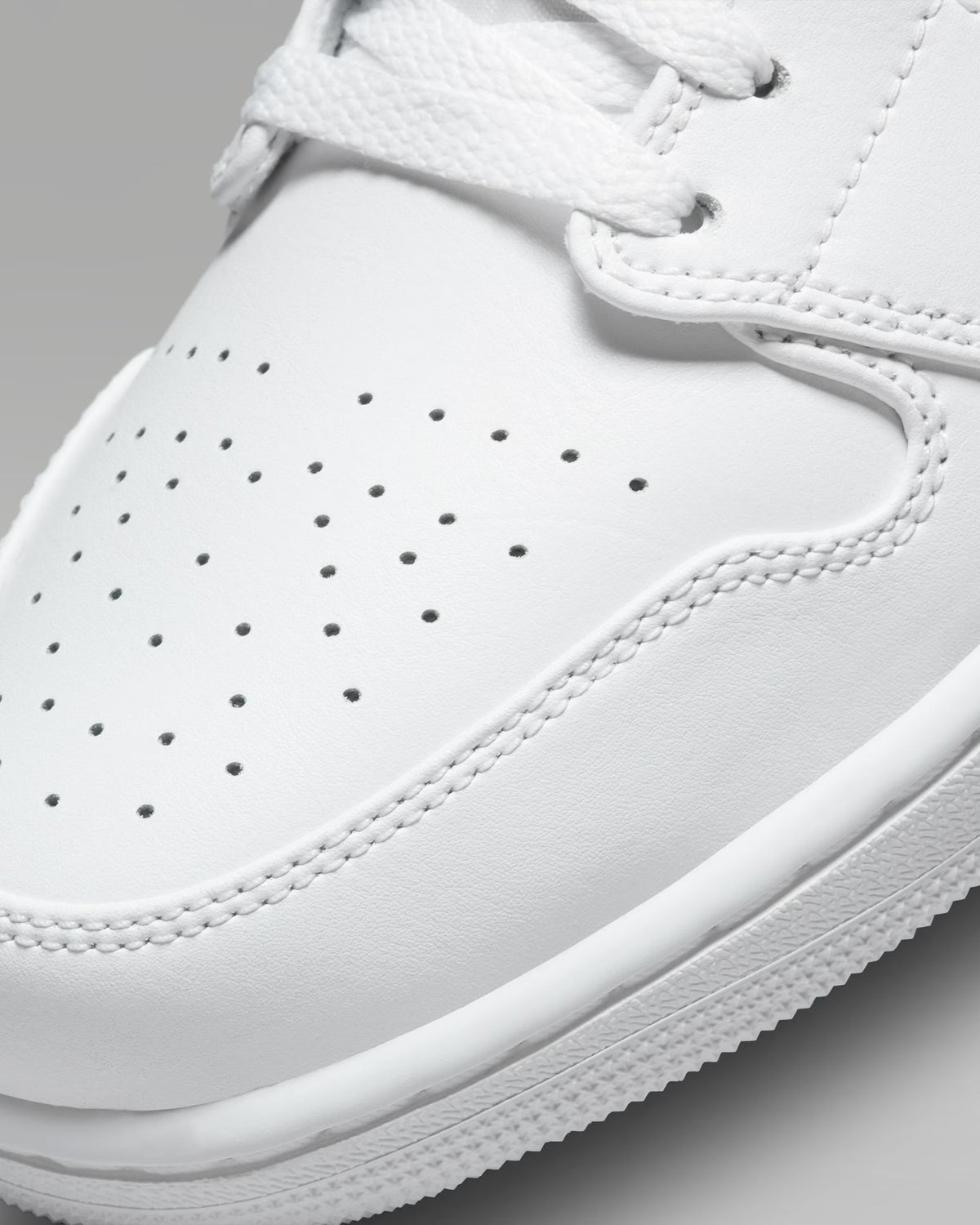 Air Jordan 1 Low White
