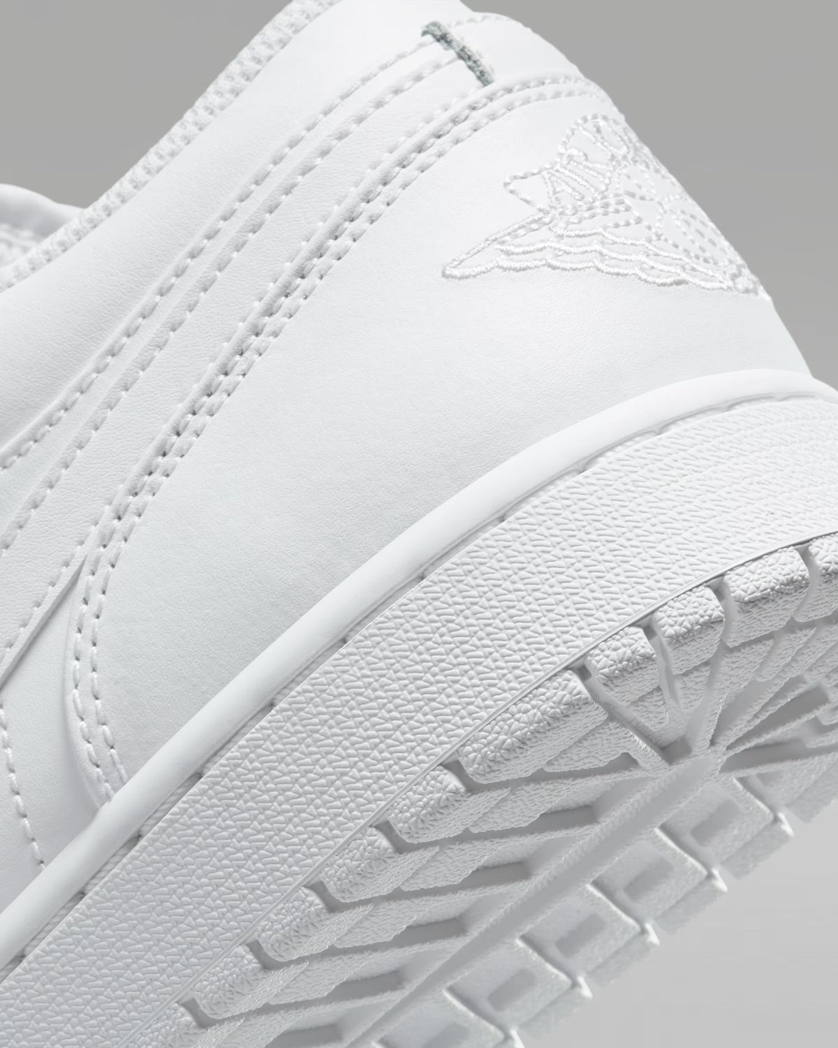 Air Jordan 1 Low White