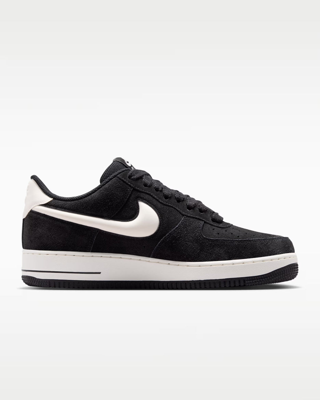 Παπούτσια Nike Air Force 1 '07 LV8